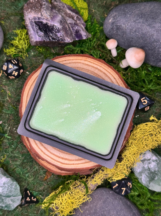 Everroot fantasy wax melt with notes of woody notes, perfect for ancient forest environments.