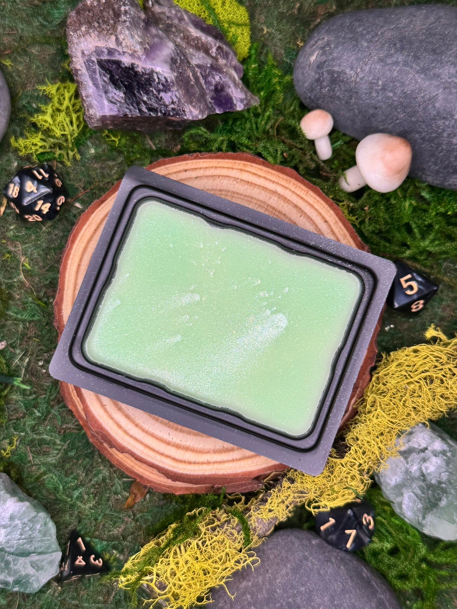 Everroot fantasy wax melt with notes of woody notes, perfect for ancient forest environments.